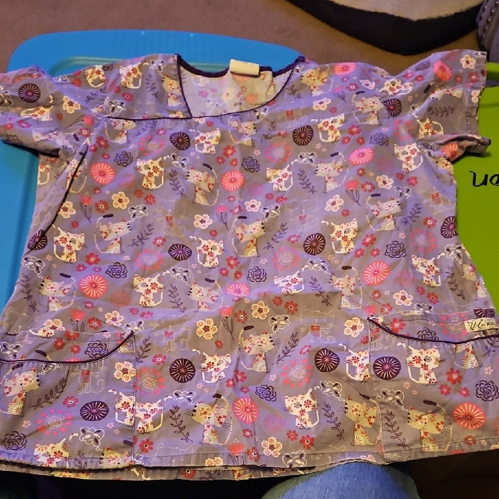 UA Scrubs Women's Blouse - Purple and Pink Floral